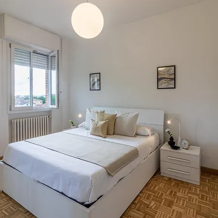 Lejlighed Guesthost - Fiera Di Huge X7! Ferrara