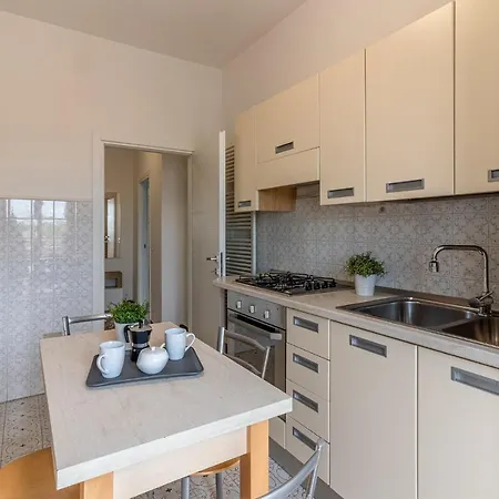 Apartmán Guesthost - Fiera Di Huge X7!