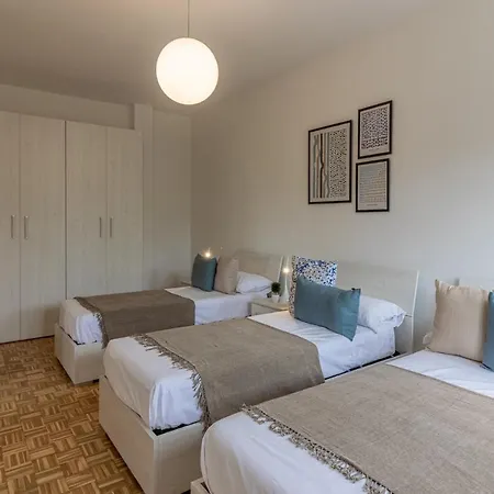 Guesthost - Fiera Di Huge X7! Apartmán *