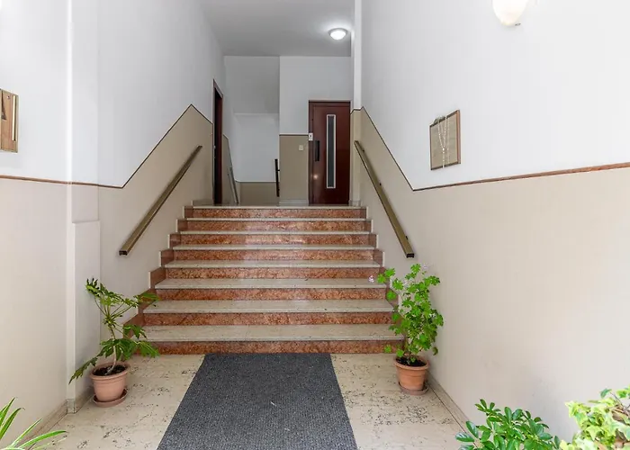 Guesthost - Fiera Di Huge X7! Apartamento